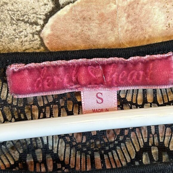 5āfor $25š„Derek Heart Lace Knit Fringe Hem Black Sheer TopāSmall - Picture 3 of 4